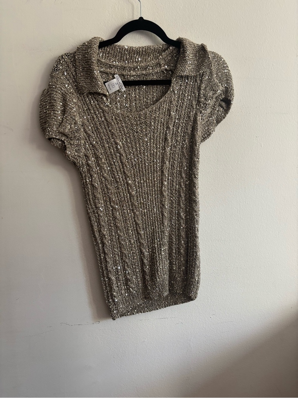 Oscar de la Renta Silver sequin sweater with a collar